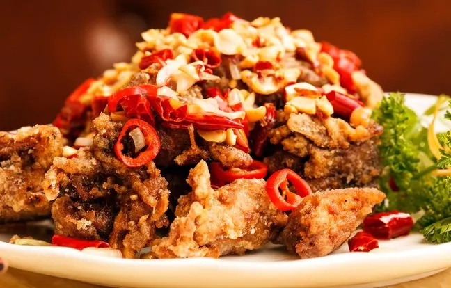 Bœuf sauce cacahuète / plantain