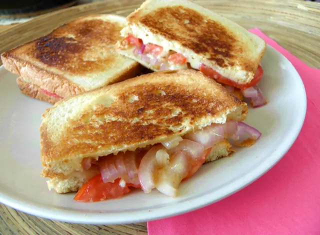 Sandwich sud-africain au fromage grillé
