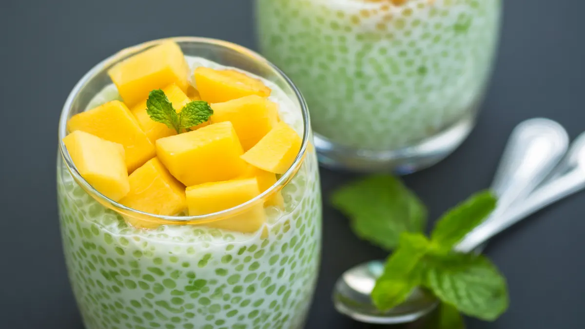 Tapioca au lait de coco et à la mangue