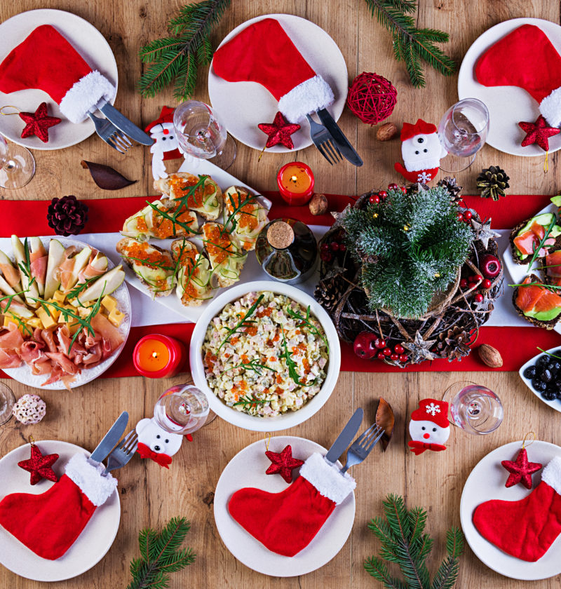 Une table dressée pour la fête de Noel