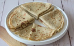 Crêpes de farine de sorgho à la sauce mangue