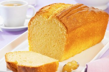Gâteau nature sans sucre crédit photo: @pinterest